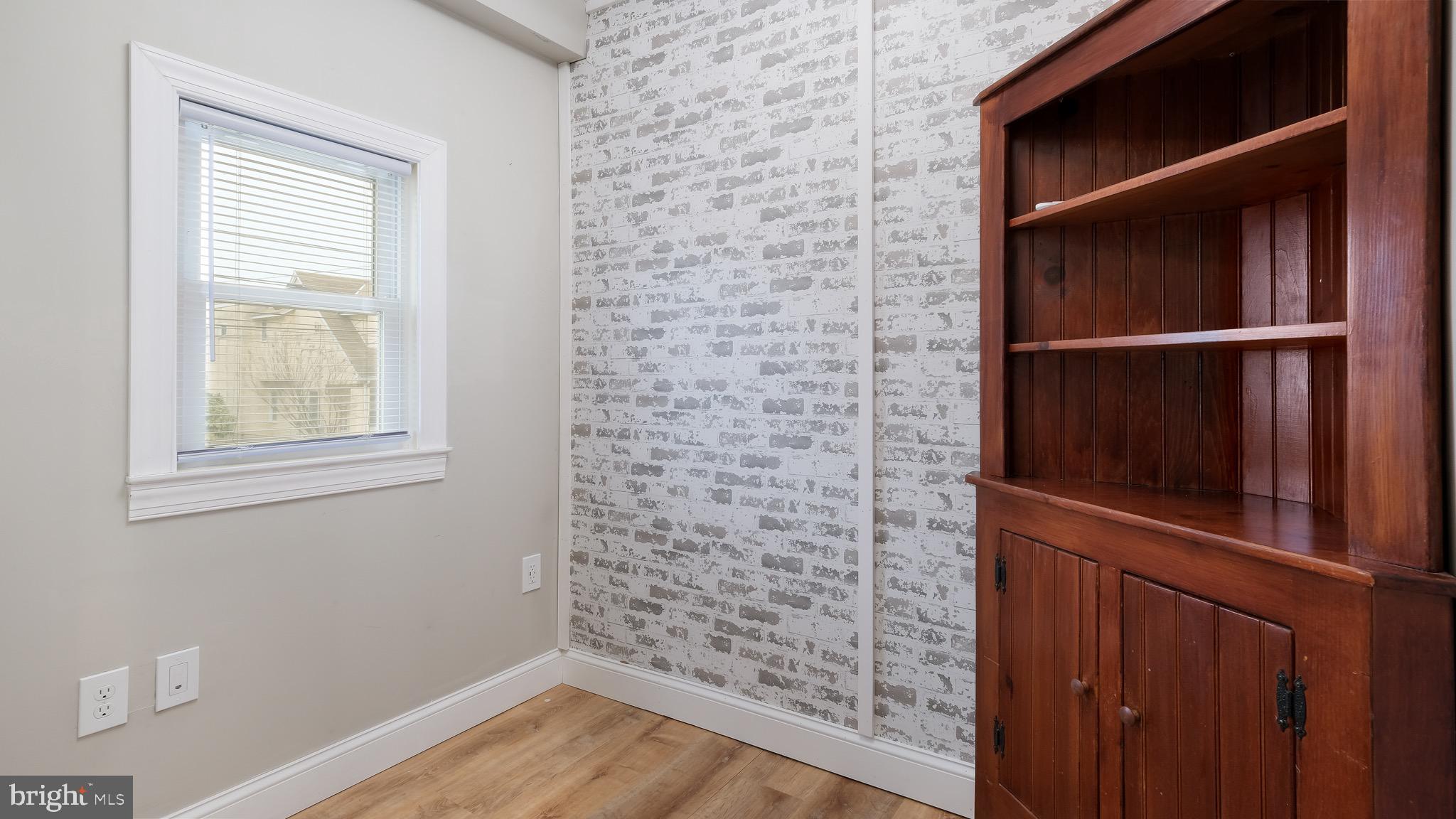 1105 Roosevelt Drive