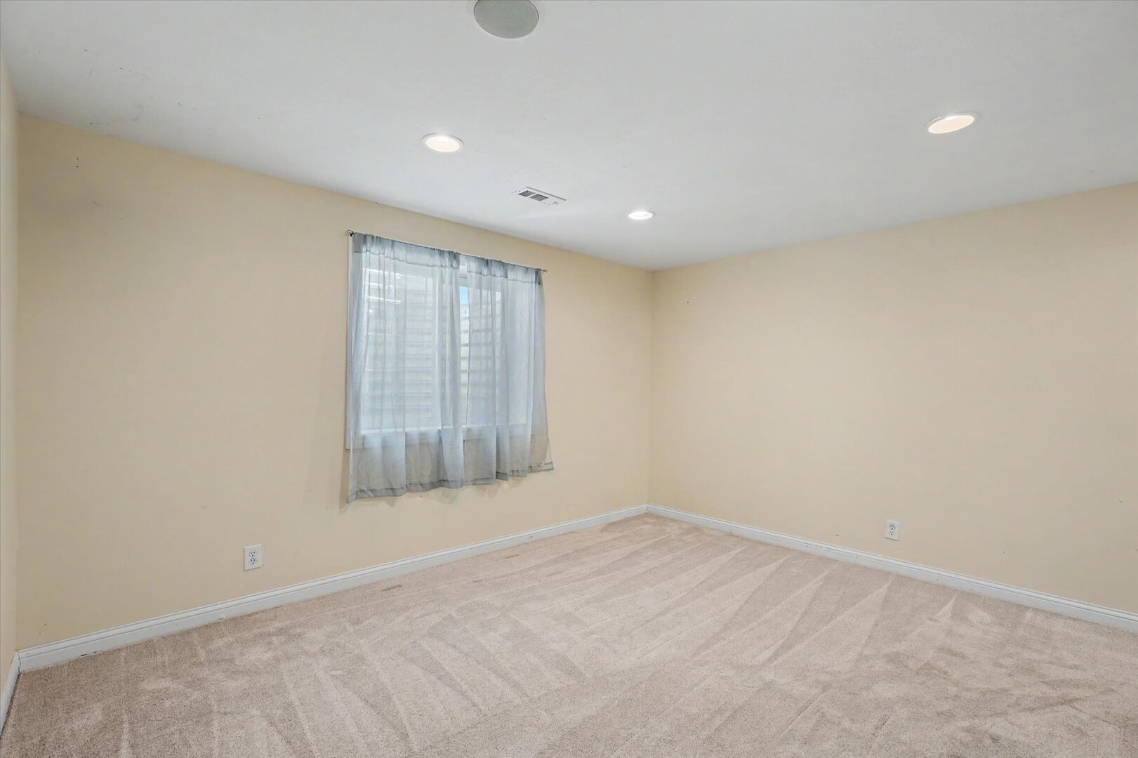 2101 Talans Drive