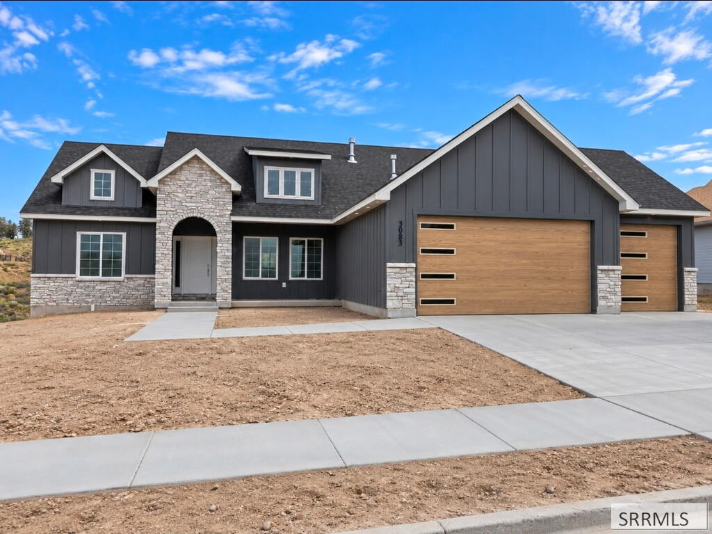 3083 Lancer Ave