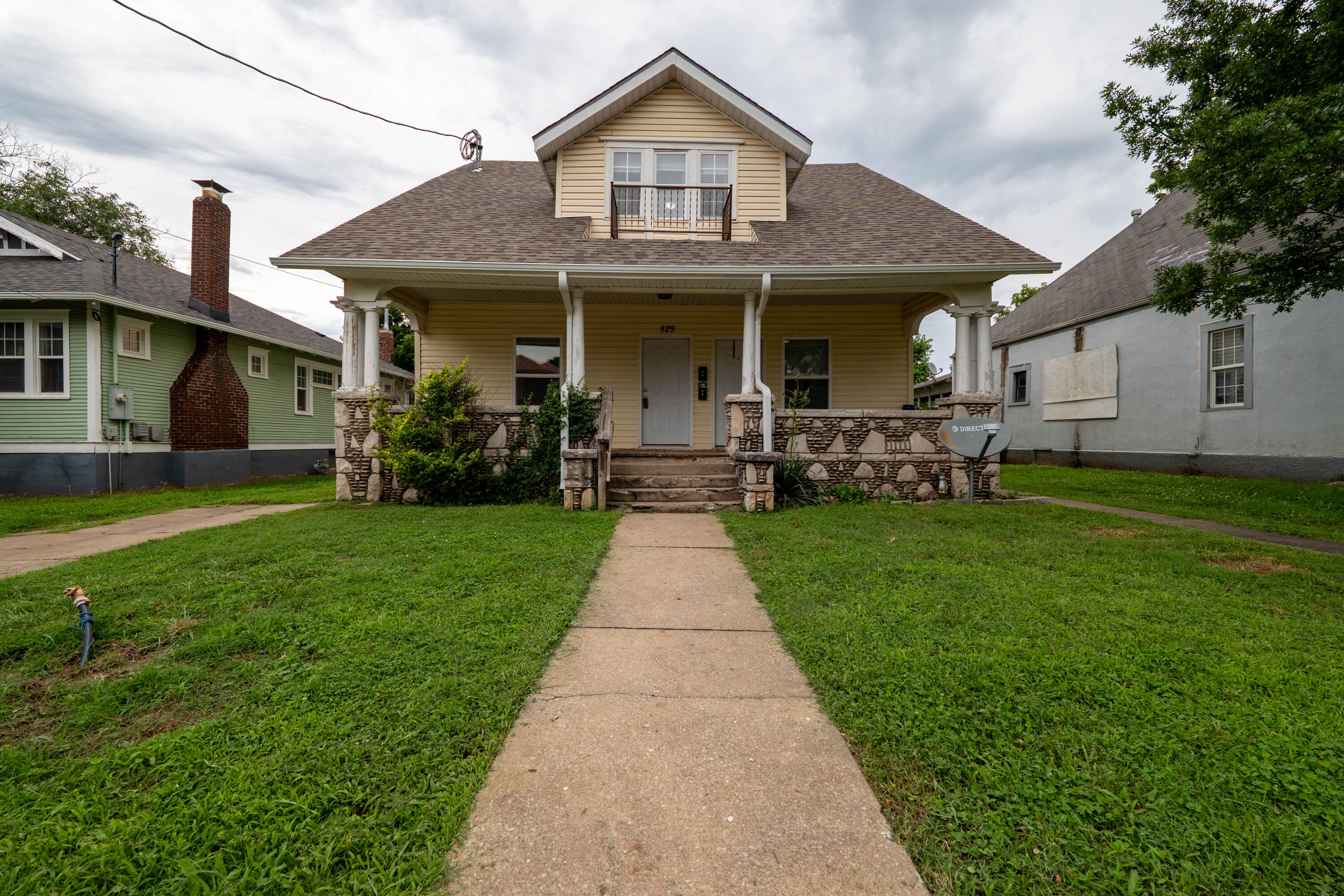 829 W Pershing Street