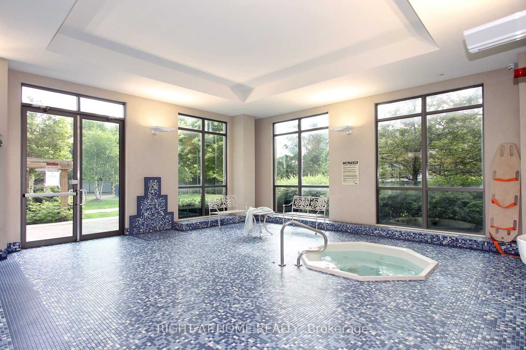 100 Promenade Circ 708