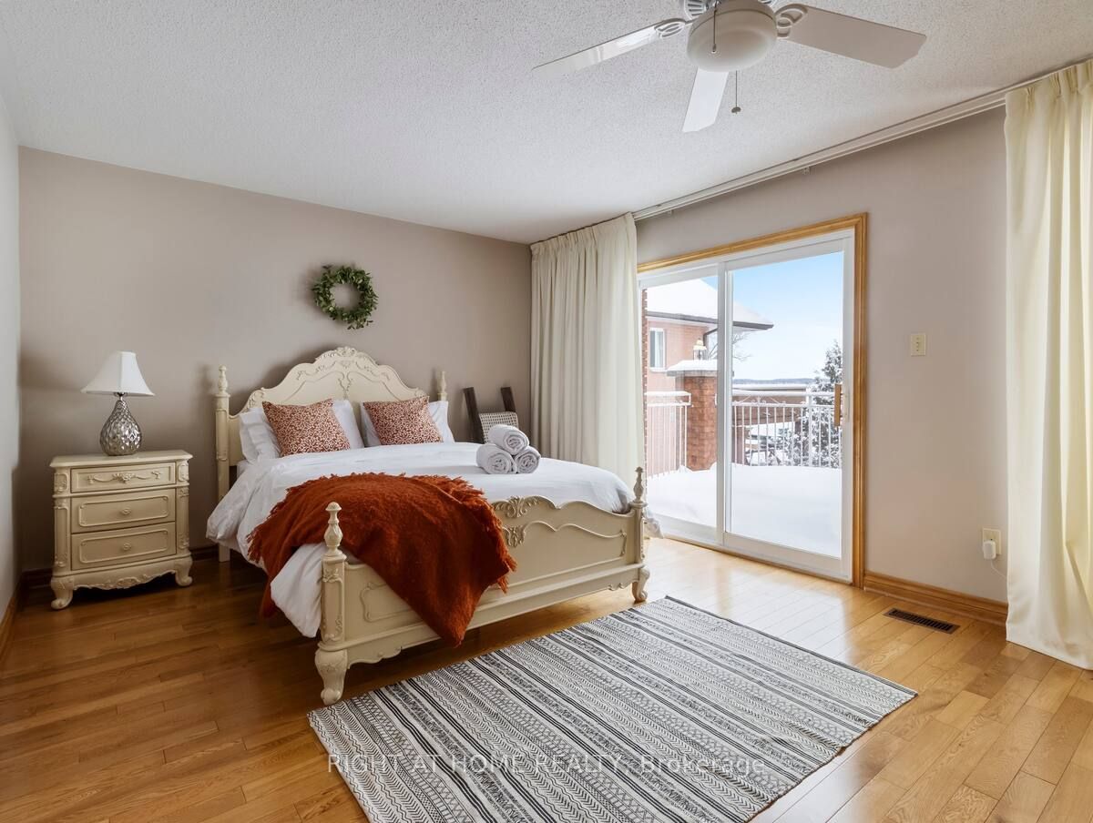 223 E Bayshore Rd