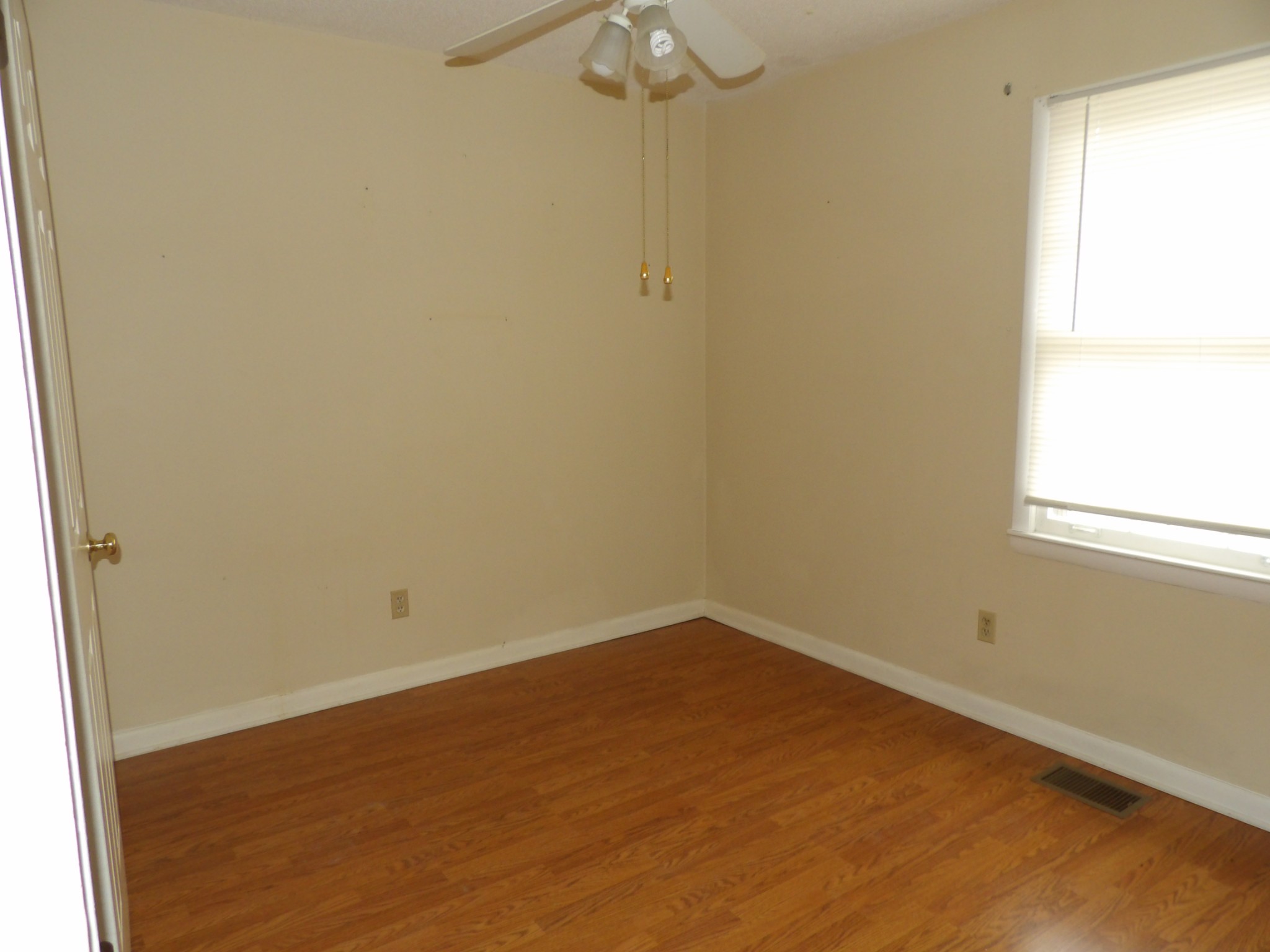 121 Eze Ave