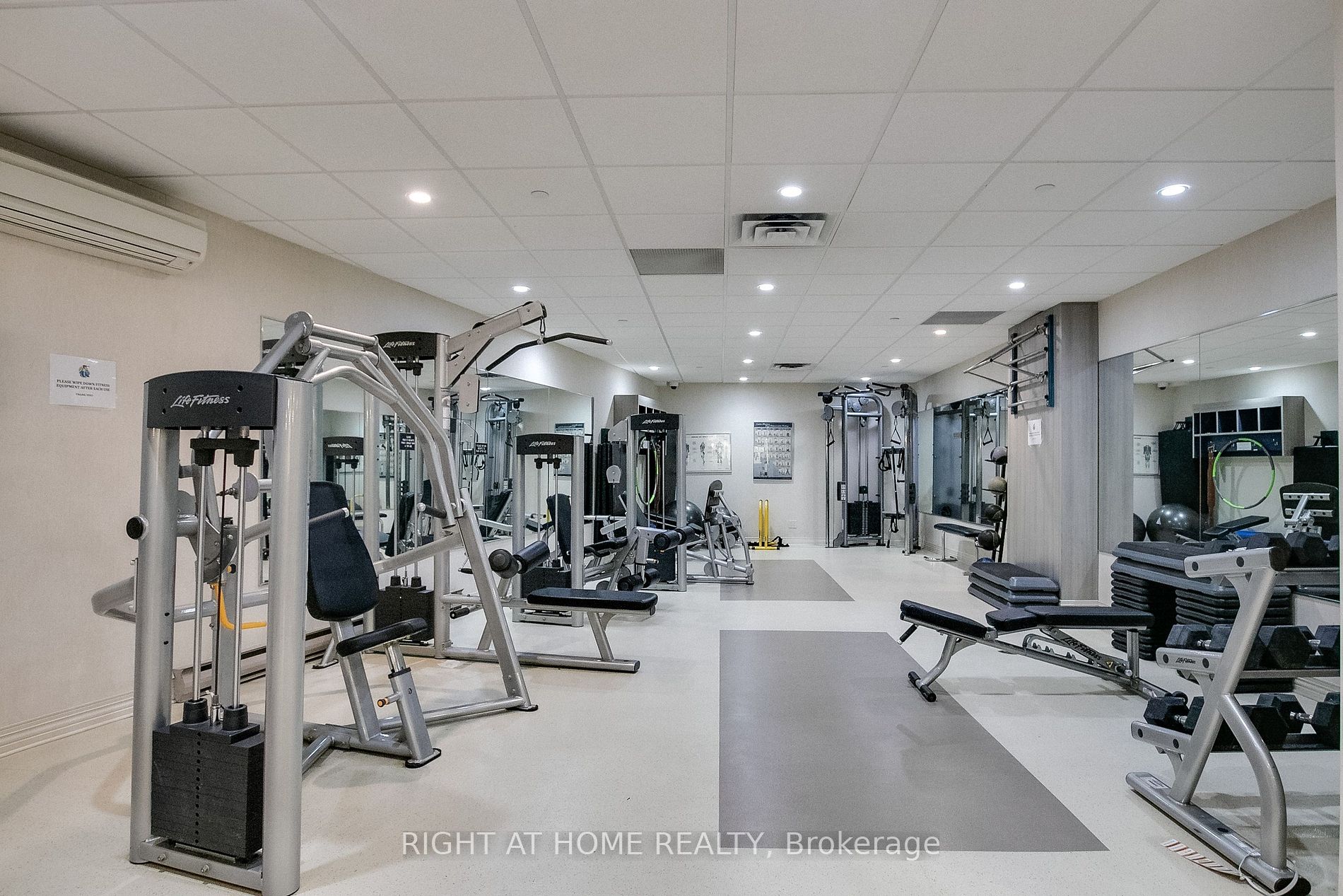 1555 E Finch Ave 2401