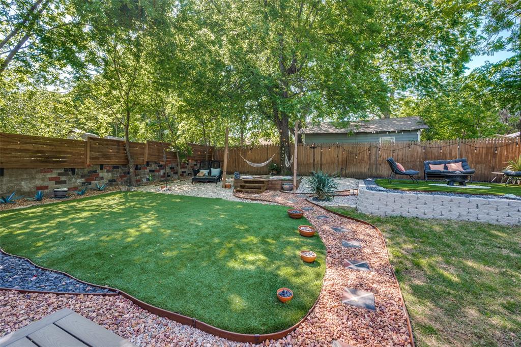 1212 E Jessamine Street