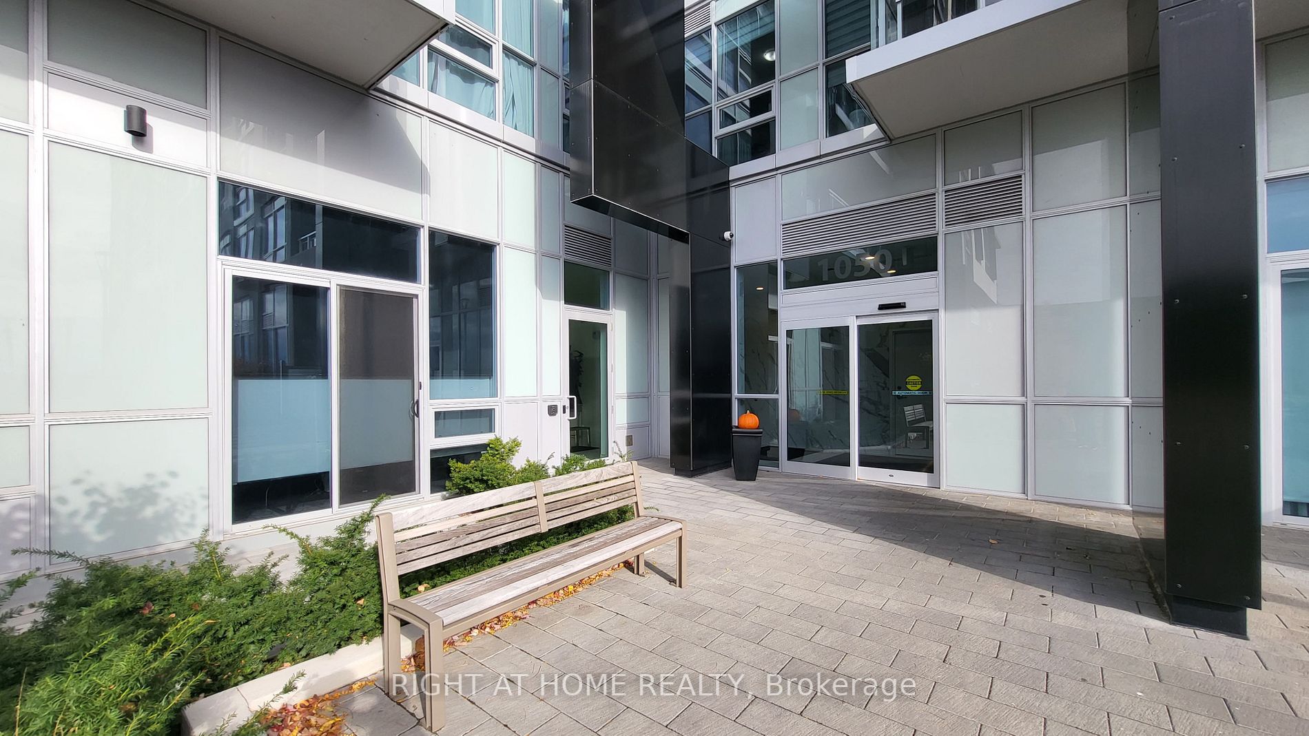 1050 E Main St 705