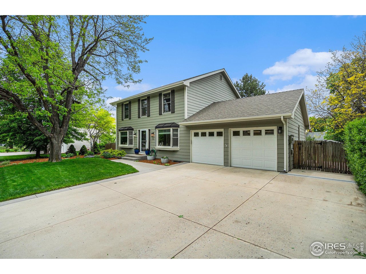 1119 Oakmont Ct