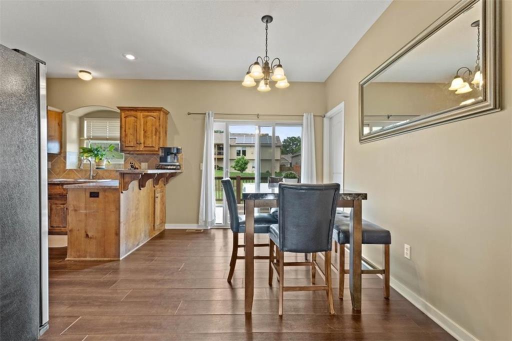 5016 N Wheeling Avenue