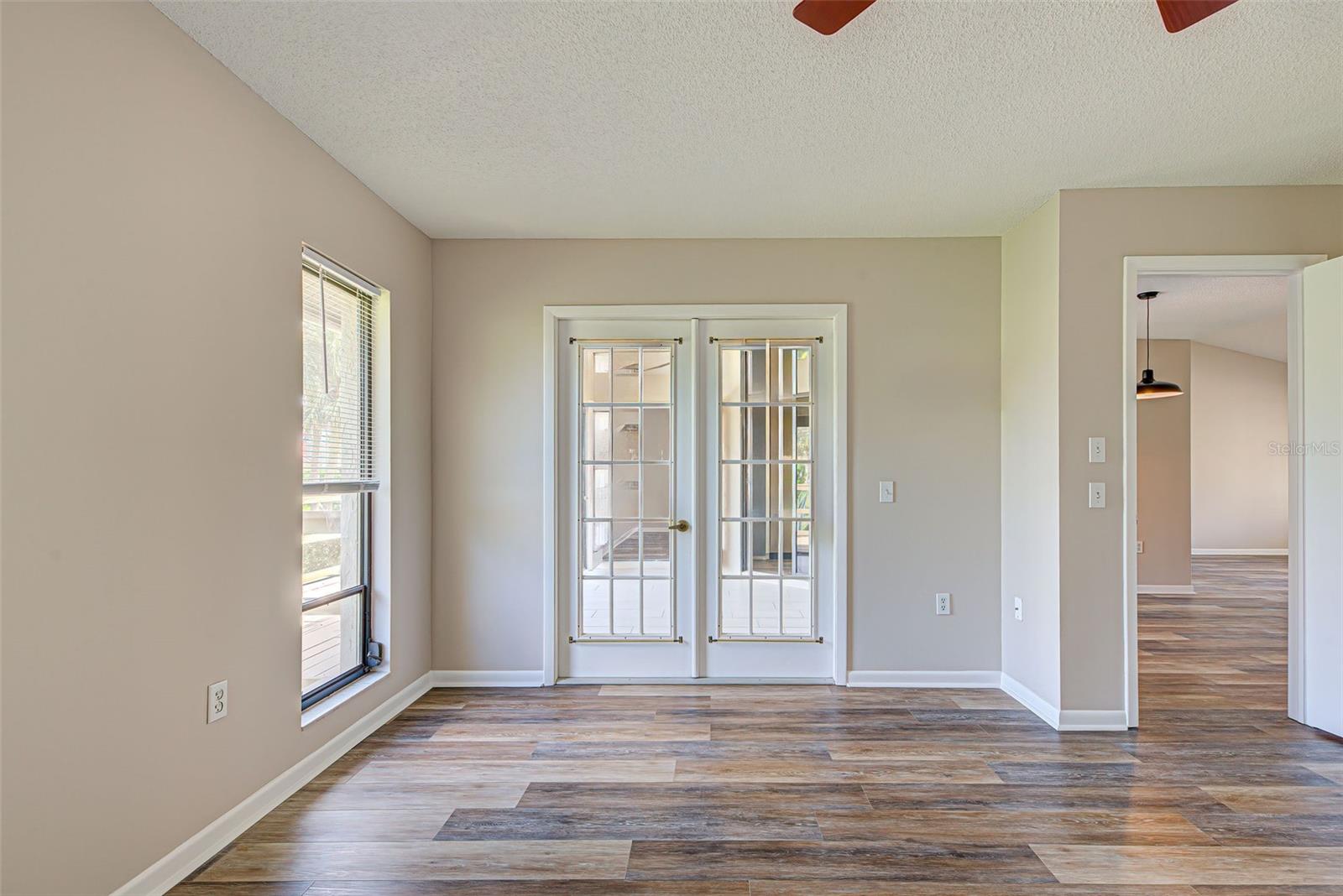 184 Inlets Boulevard 184