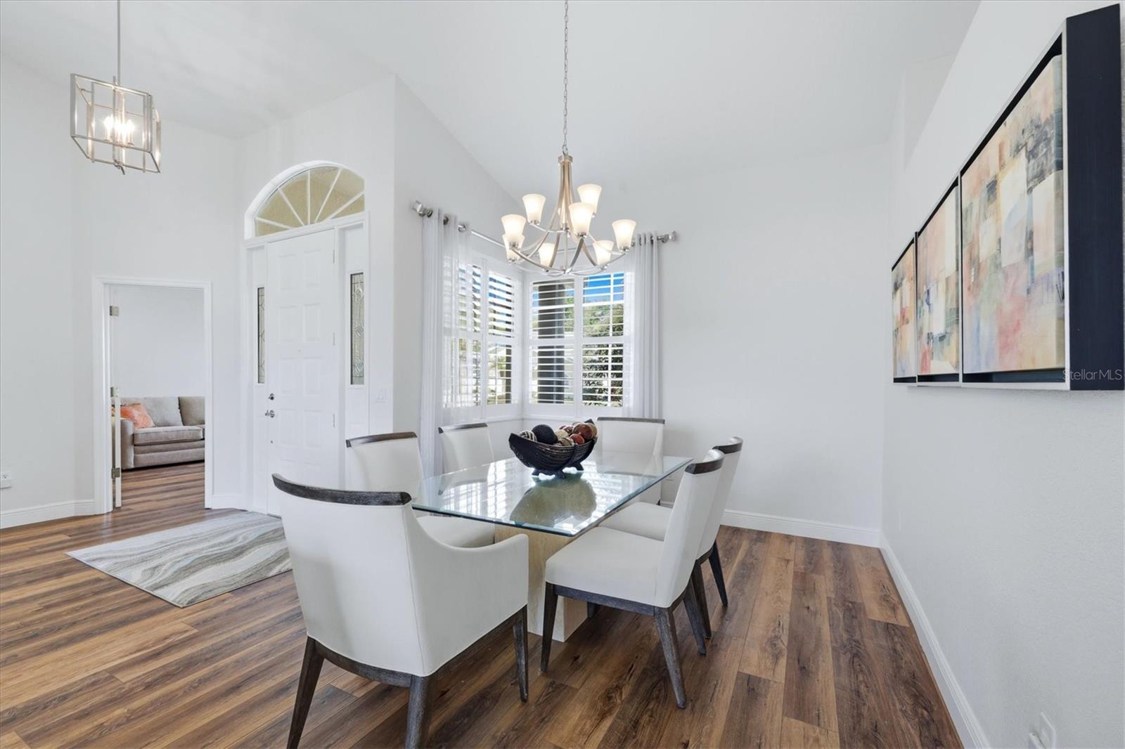 14402 Bridgeview Lane