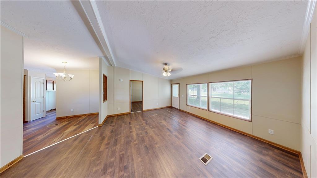 458 E Elm Street