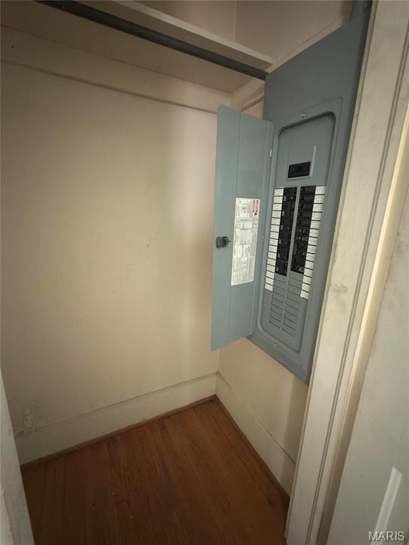 914-914 A Center Street 14A