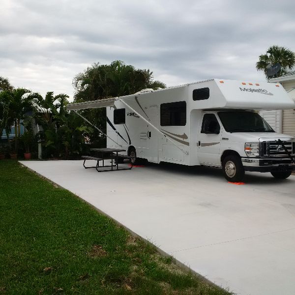Holiday Out RV lot for rent in Jensen Beach, FL 655228