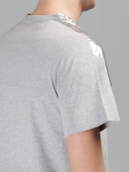 MAISON MARGIELA MAISON MARGIELA MEN'S GREY CHARITY T-SHIRT WITH SILVER FOIL