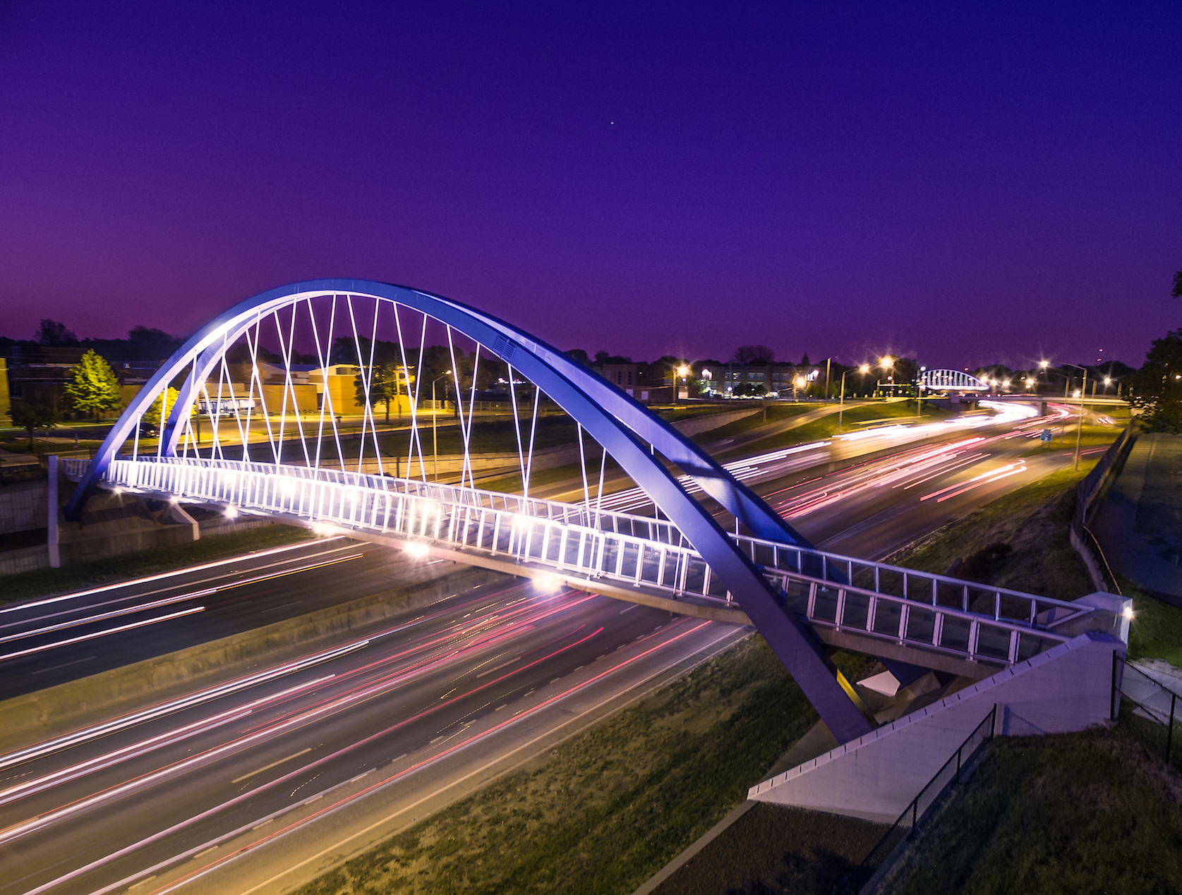 I235 Pedestrian Bridge Des Moines, IA JTH Lighting Alliance