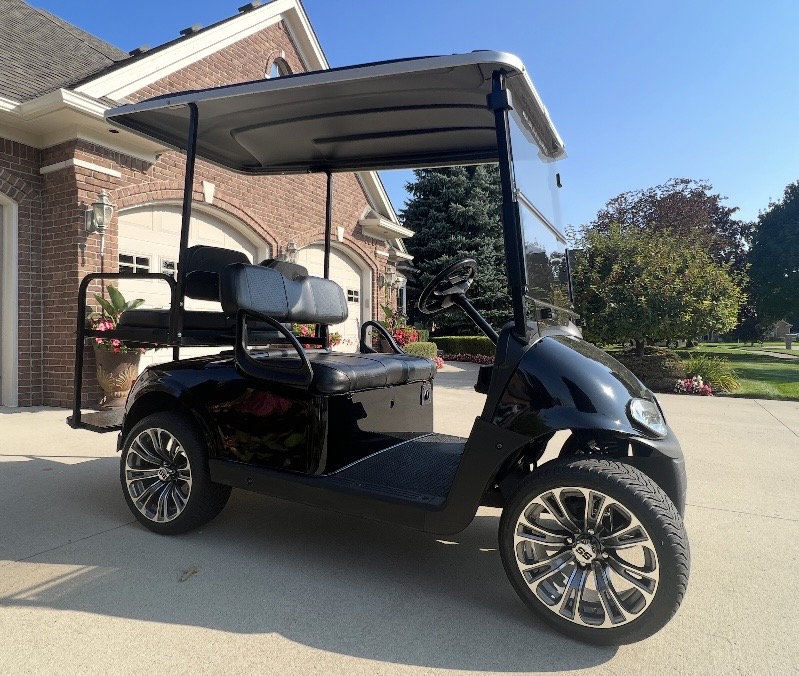 2017 EZGO RXV