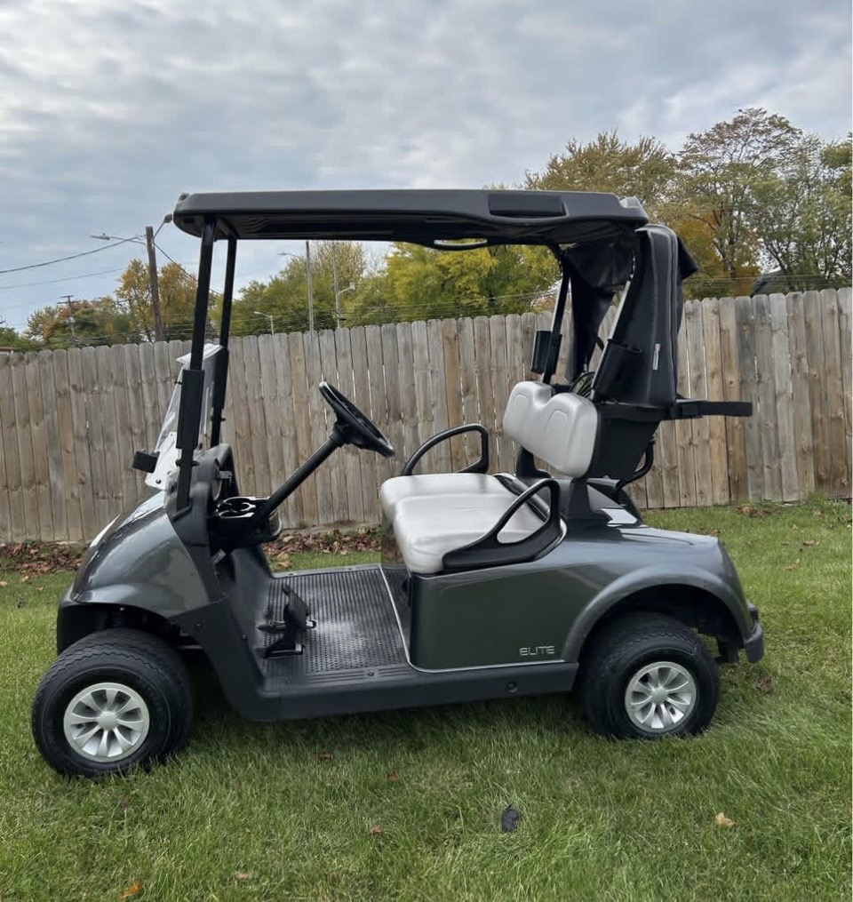 2021 EZ-GO RXV Lithium Elite Golf Cart