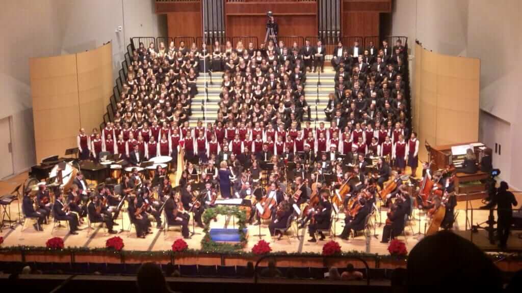 Crane Candlelight Concert 2019 Homeward Bound for the Holidays Full