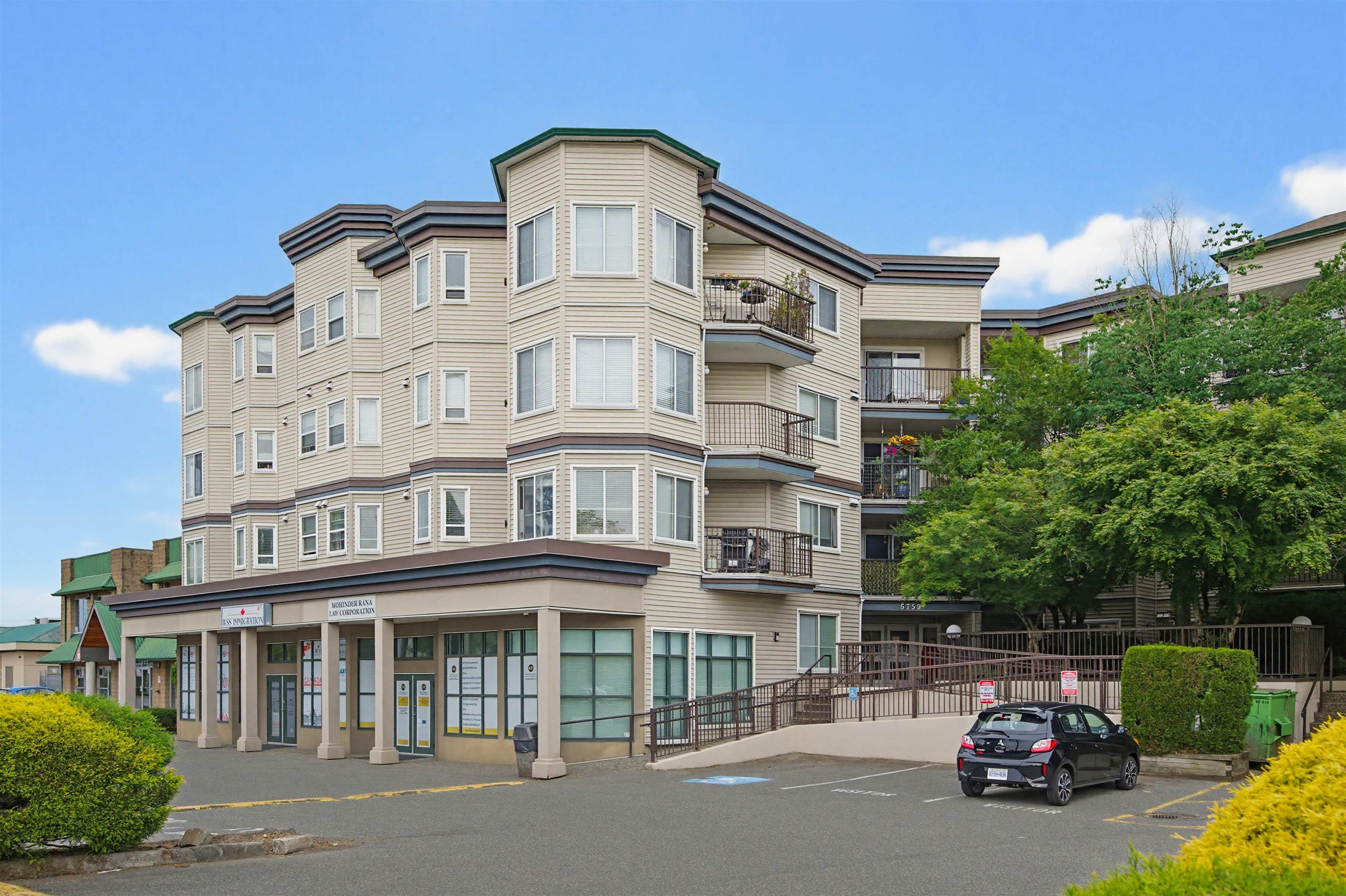 207 5759 Glover Road, Langley City
