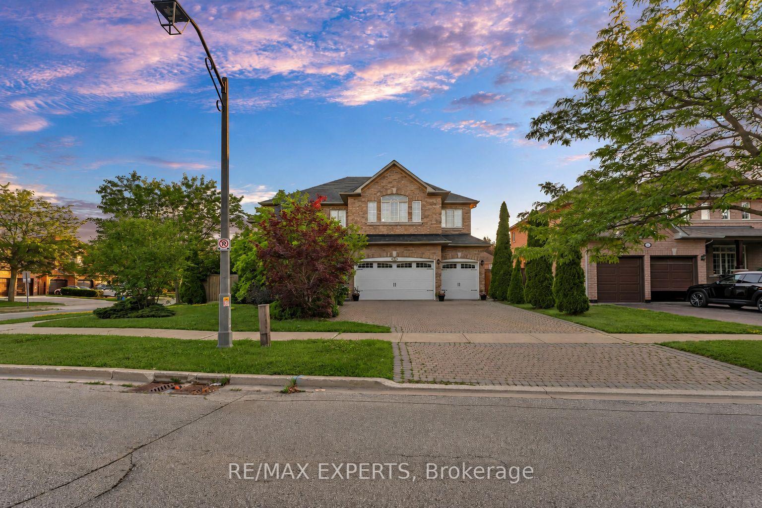 Home exterior in Vaughan - 110 Velmar Drive