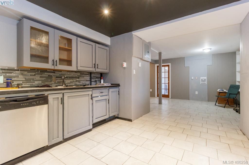 Houses with suites, Victoria BC, homes for sale Darren Day