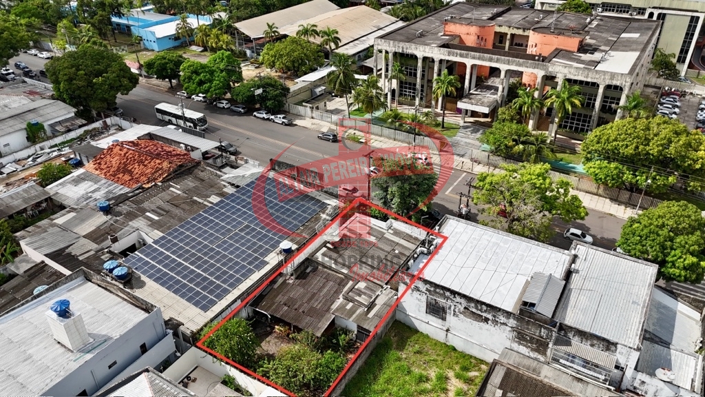 VENDE-SE CASA/TERRENO COMERCIAL AV. FAB