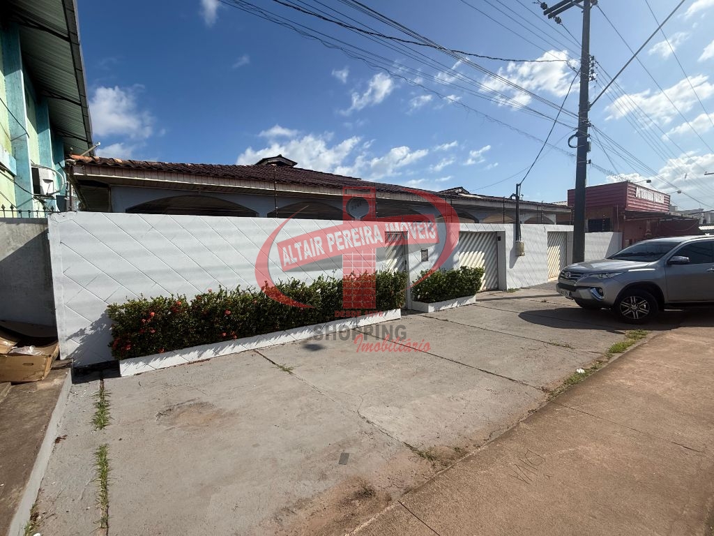CASA PARA VENDA CONTENDO 03 SUÍTES LOCALIZADA NO BAIRRO NOVO BURITIZAL