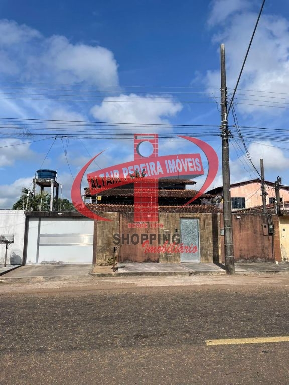 Imóvel de dois pavimentos disponível para venda e locação no Bairro Universidade.