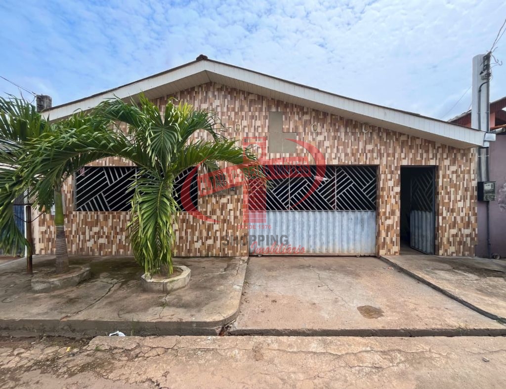 CASA À VENDA NO BAIRRO INFRAERO 2