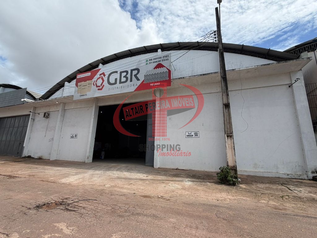 Galpão disponível para locação no Araxá