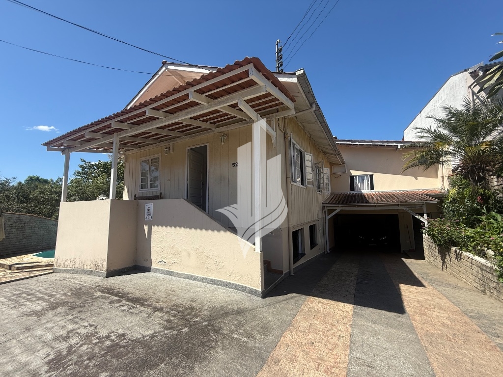 Casa com piscina no bairro Boa Vista — foto 2