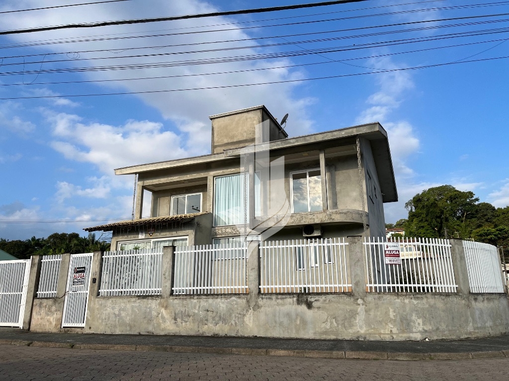 Excelente casa no bairro Passo Manso - foto 1