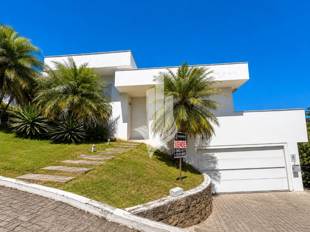 Casa · à venda · 4 quartos · 350m² · Velha, Blumenau