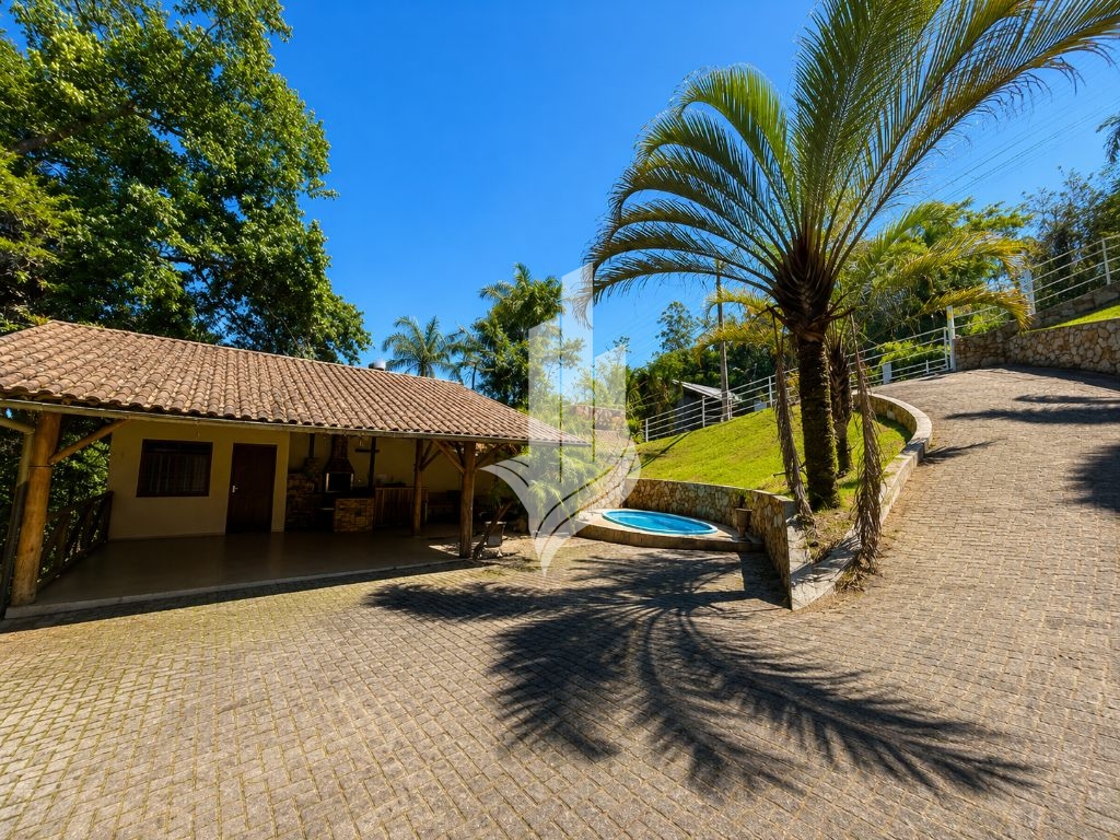 Casa · à venda · 4 quartos · 350m² · Velha, Blumenau