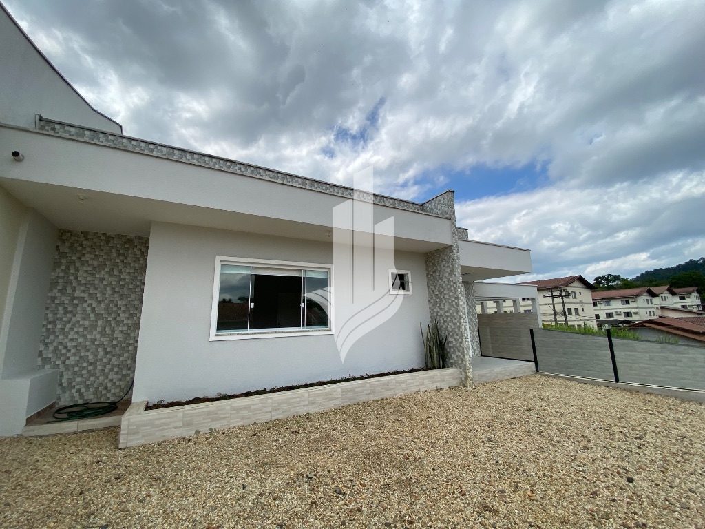 Linda casa no bairro Água Verde — foto 4
