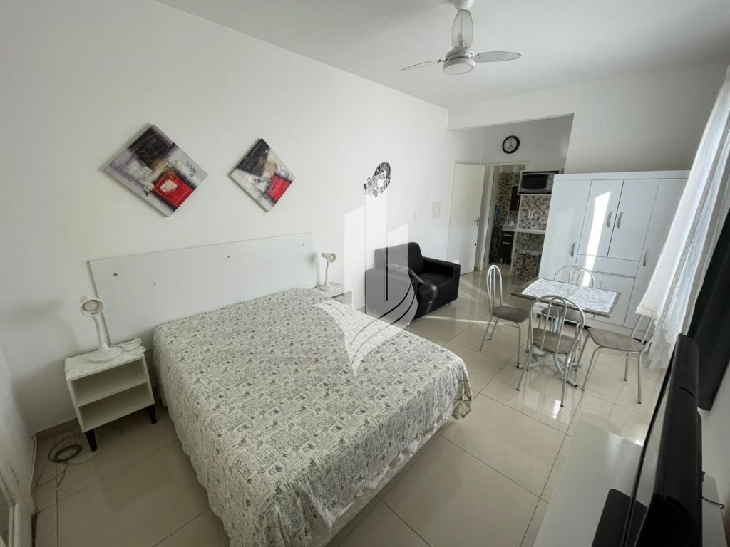 Quitinete mobiliada no centro de Blumenau - foto 1