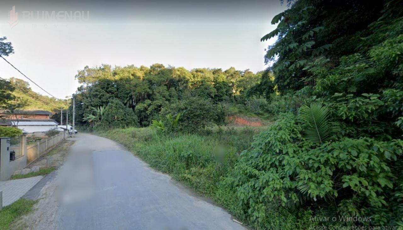 Terreno situado nesta cidade de Blumenau, no bairro Badenfurt, ótima opção ZR4 para construção prediais. - foto 1