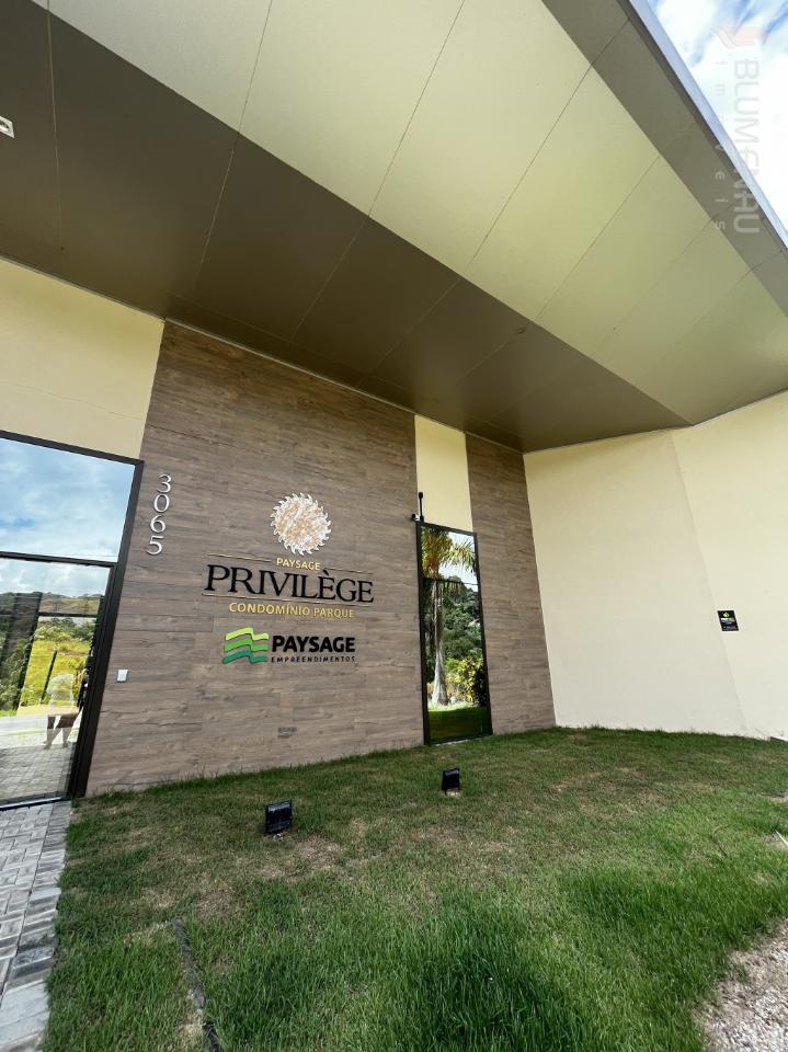 Lote em condomínio fechado no bairro Ponta Aguda — foto 2