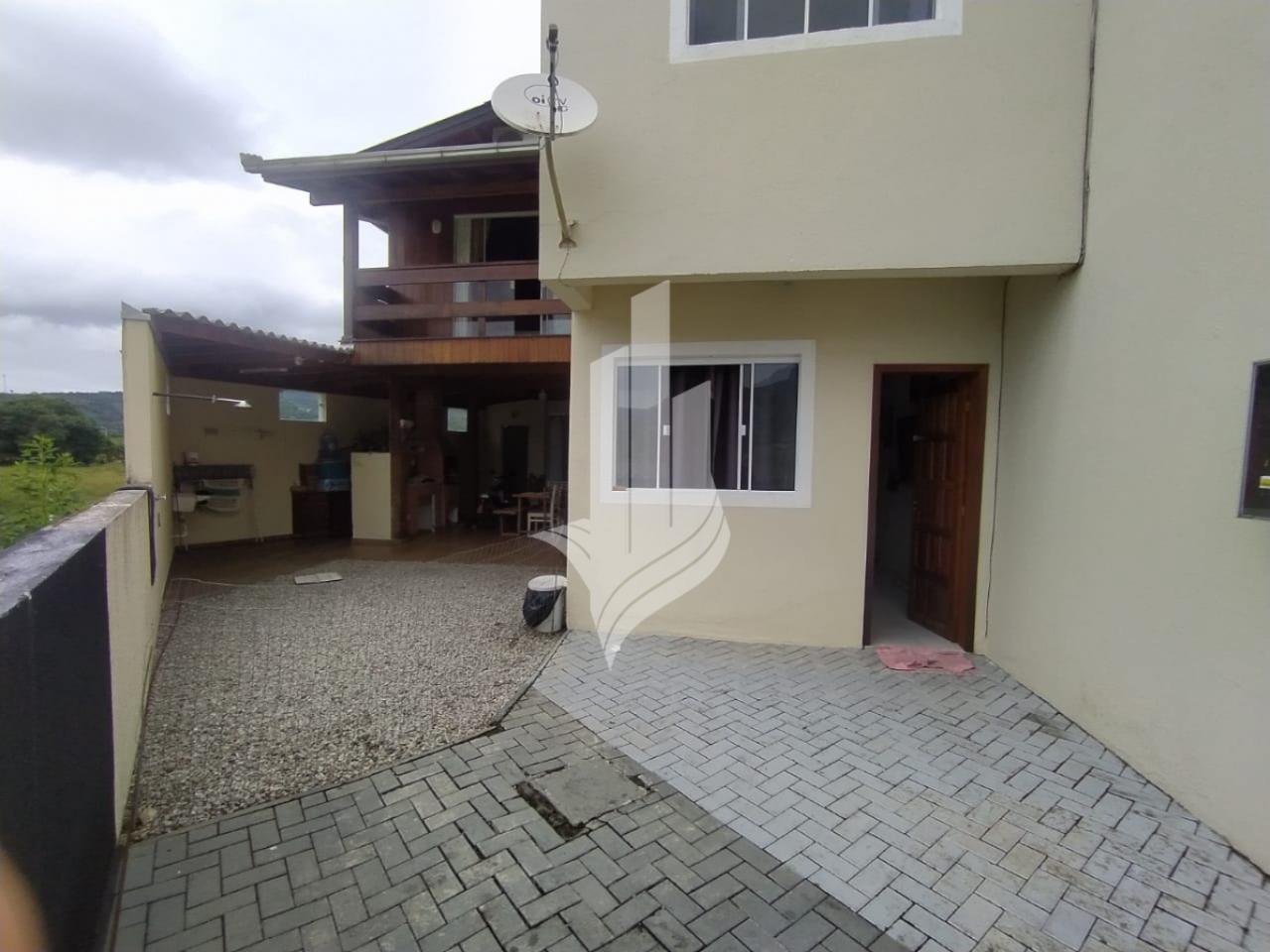 Lindo Sobrado em ITAPEMA no bairro Casa Branca!!! 2 KM DO MAR. - foto 1