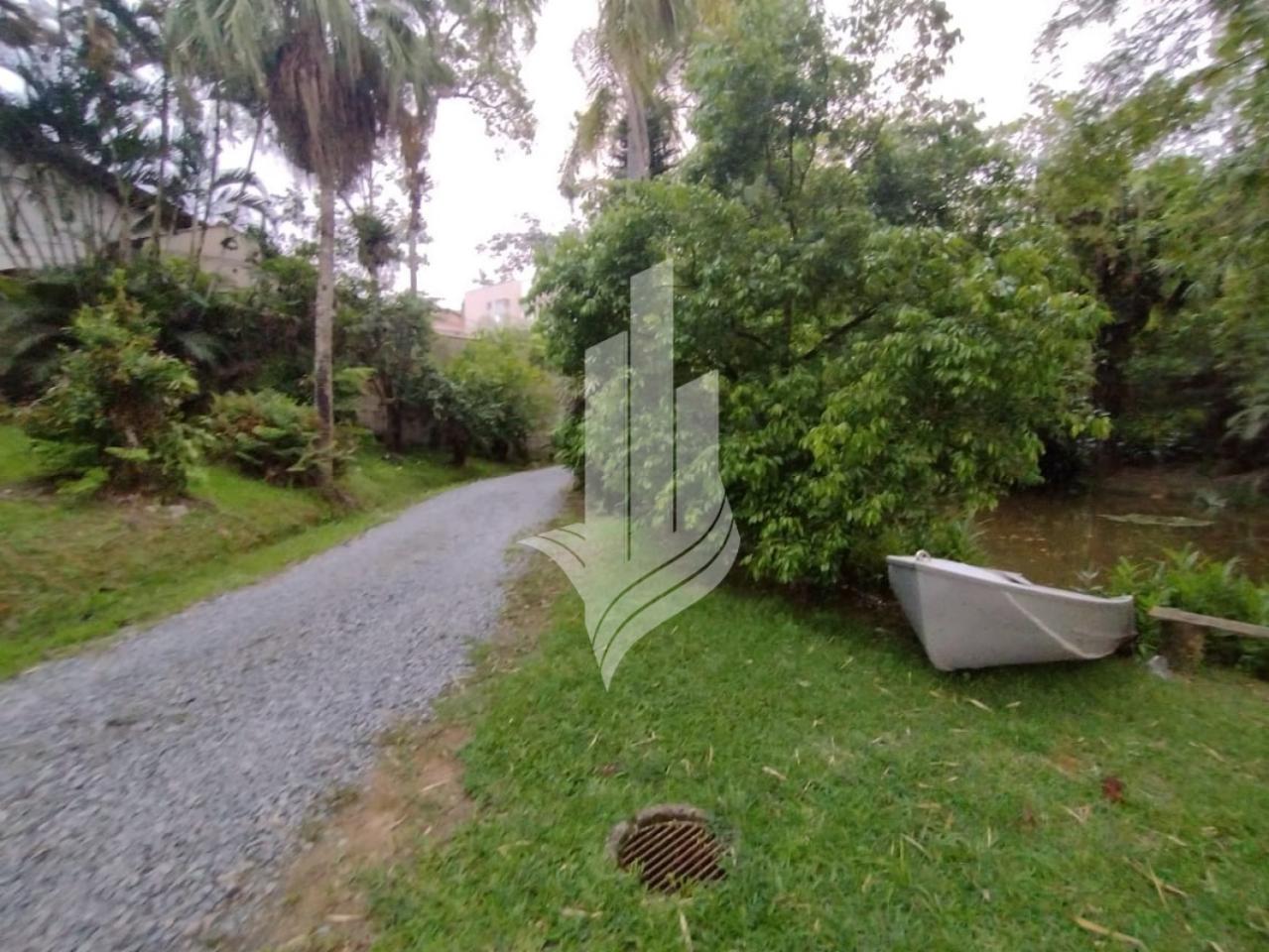 Terreno à venda no Bairro Água Verde em Blumenau com 3.612,20m, sendo 27 metros de frente, plano e leve aclive nos fundos — foto 7