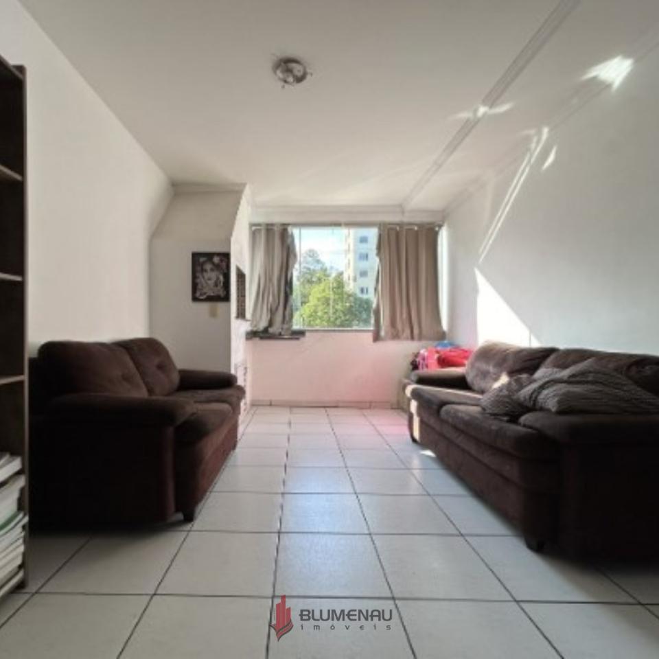 Apartamento no Bairro Itoupavazinha - foto 1