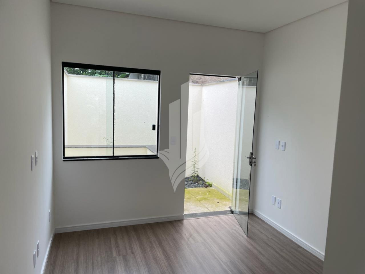 Sobrado com 2 suítes no bairro Água Verde — foto 4