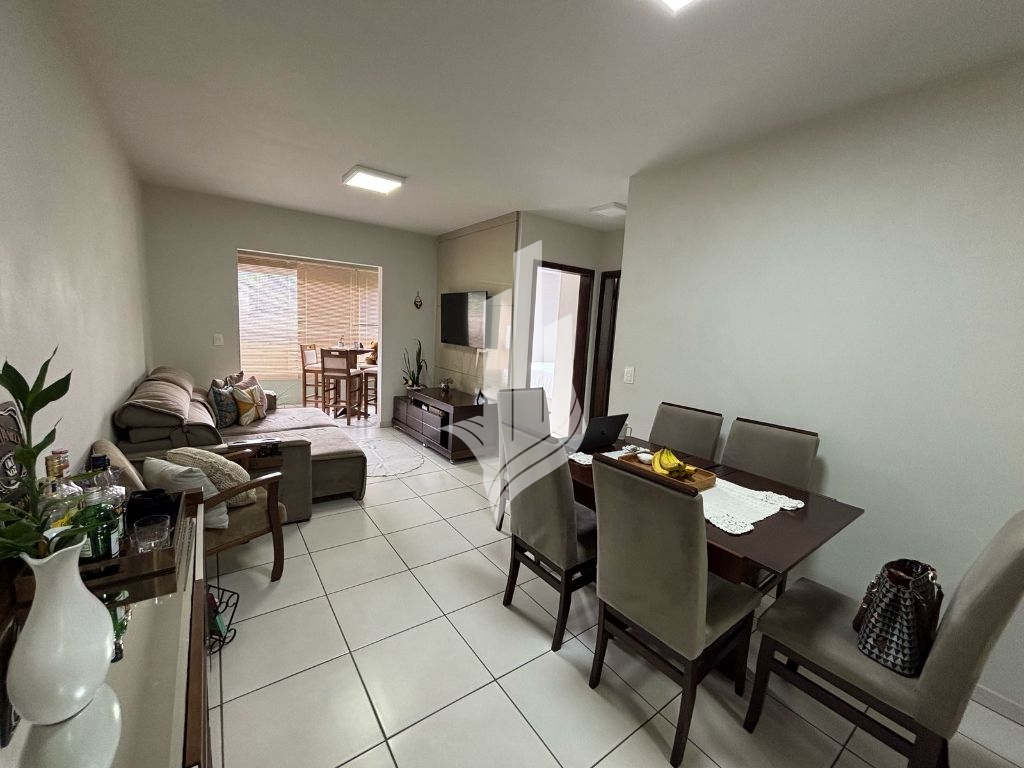 Apartamento mobiliado, 2 dormitórios, 1 vaga de garagem — foto 2