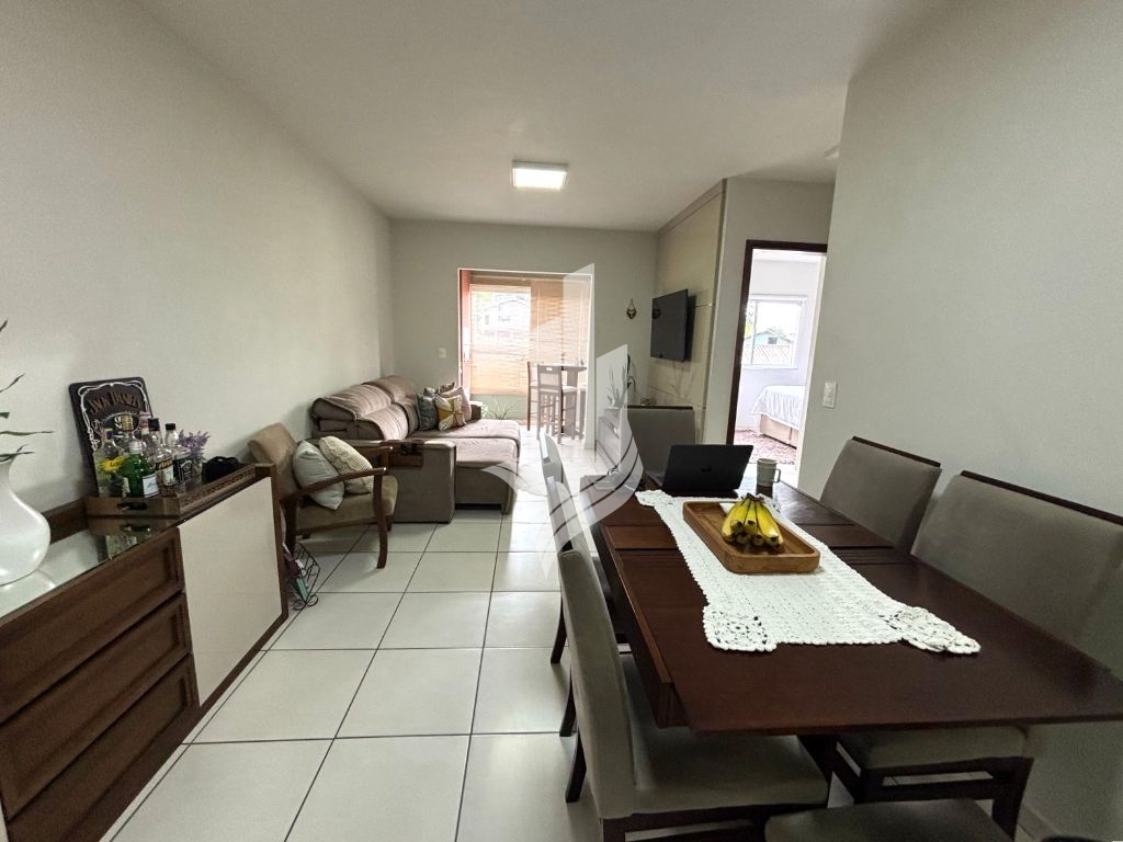 Apartamento mobiliado, 2 dormitórios, 1 vaga de garagem - foto 1