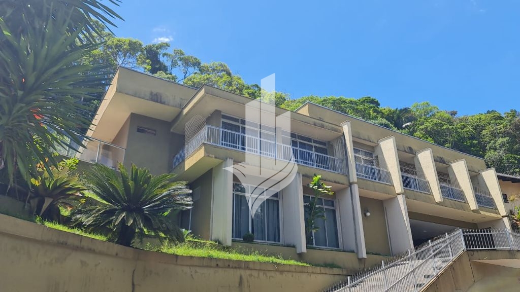 Casa comercial ou residencial no Centro de Blumenau - foto 1