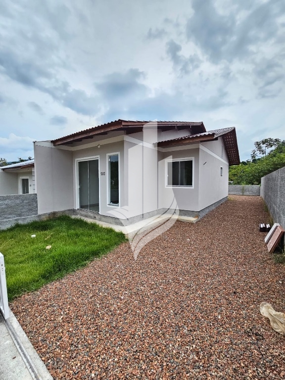 Casa em Indaial, com entrada facilitada - foto 1