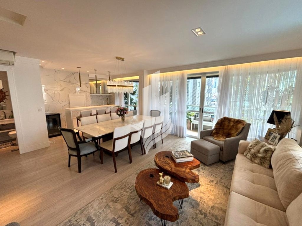 Apartamento semi mobiliado 4 dormitórios, 3 suítes, 3 vagas de garagem - foto 1