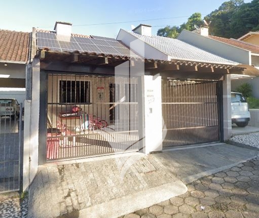 Casa no bairro Escola Agrícola - foto 1