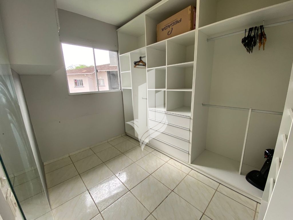 Apartamento 2 Dormitórios Semi mobiliado na água verde — foto 5