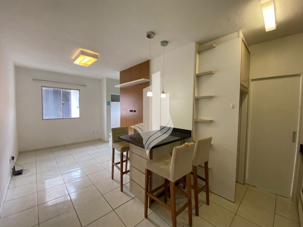 Apartamento 2 Dormitórios Semi mobiliado na água verde — foto 2